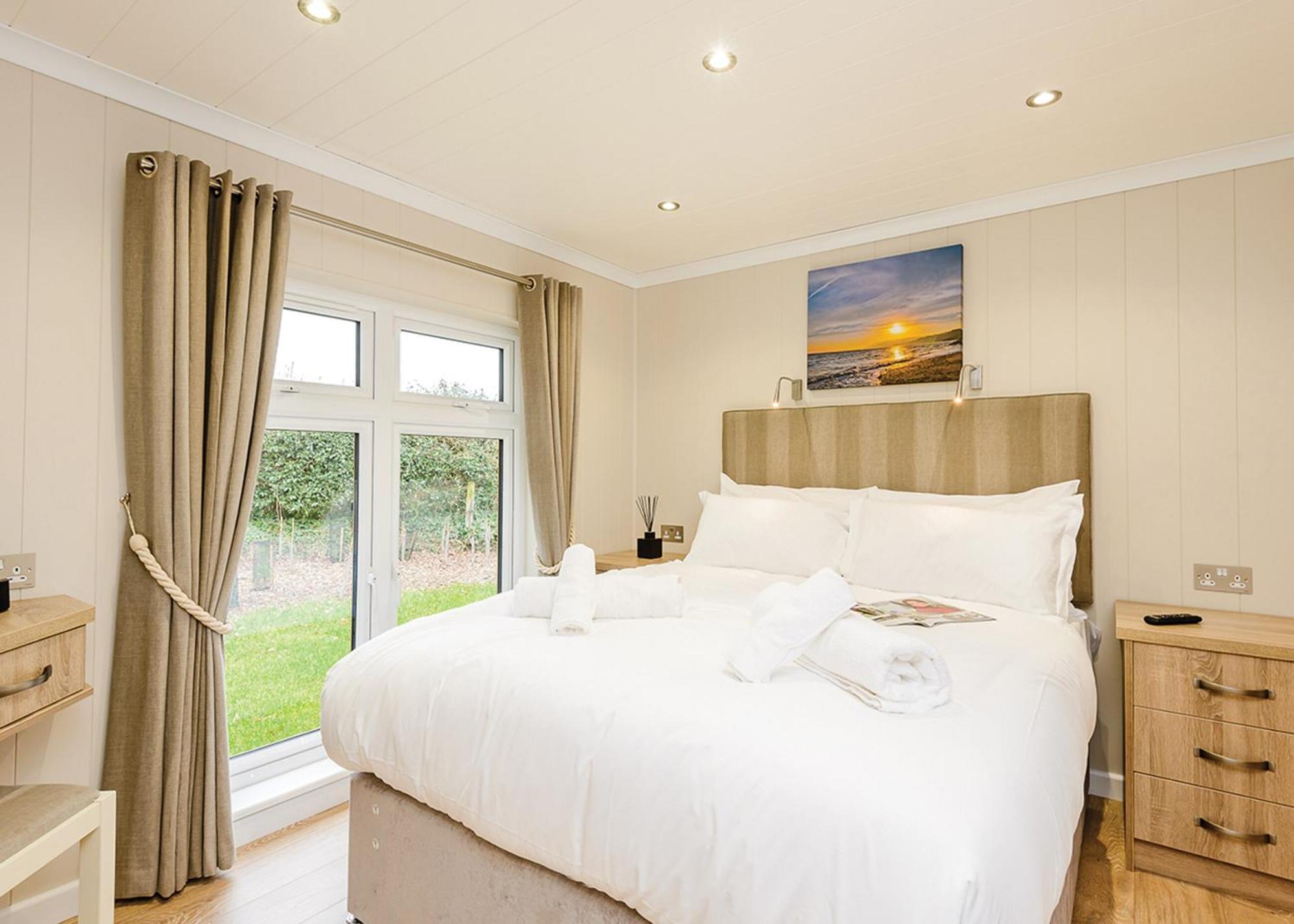 Wareham Forest Lodge Retreat Lytchett Minster Room photo