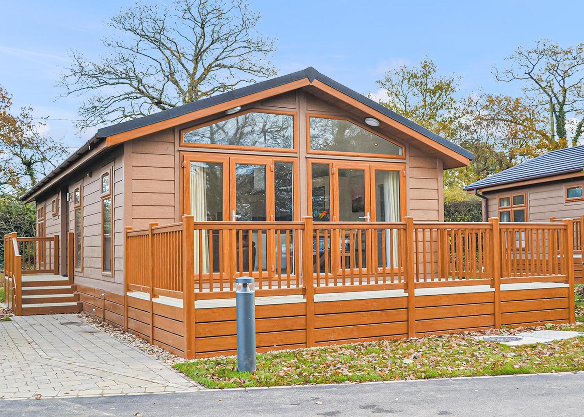 Wareham Forest Lodge Retreat Lytchett Minster Exterior photo